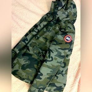 Women’s Canada goose coat size XS